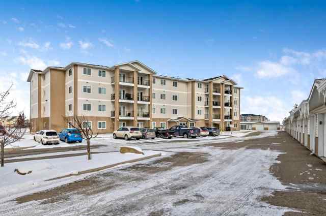 208, 300 Edwards Way NW in Willowbrook Airdrie