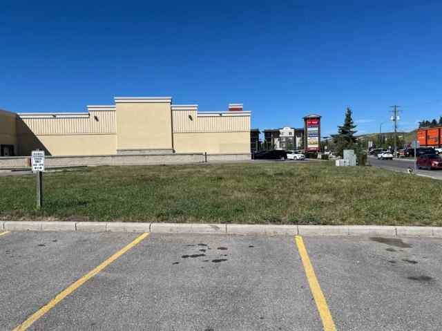 Downtown real estate 505 Railway Street W in Downtown Cochrane