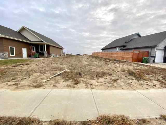 Lakeside real estate 1911 61 Avenue  in Lakeside Lloydminster