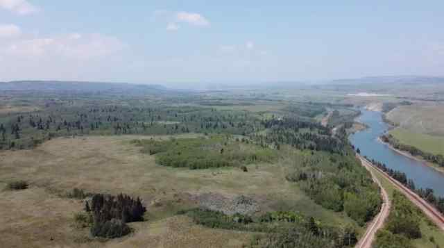  real estate  W:5 R:4 T:26 S:7 Q:SE &NE,& NW   in  Rural Rocky View County