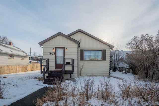 Inglewood real estate 1921 7 Avenue SE in Inglewood Calgary