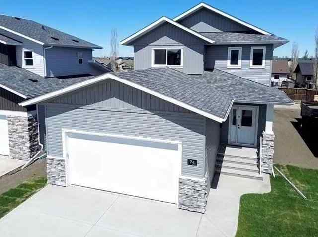 Panorama Estates real estate 74 Palmer Circle  in Panorama Estates Blackfalds