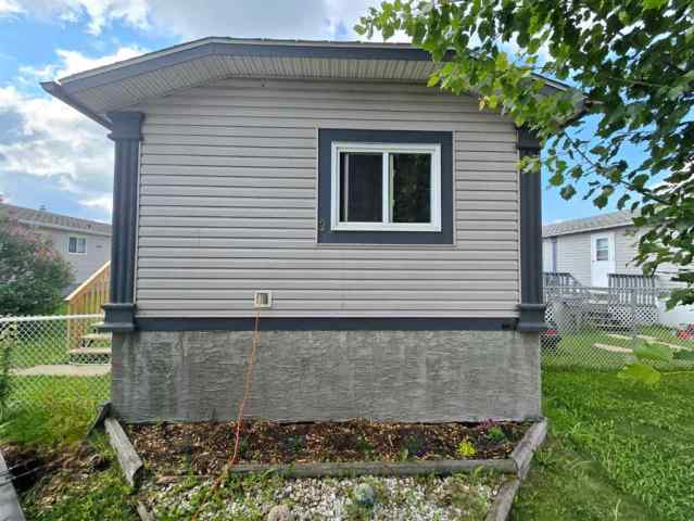 NONE real estate 27 Henke Place  in NONE Whitecourt