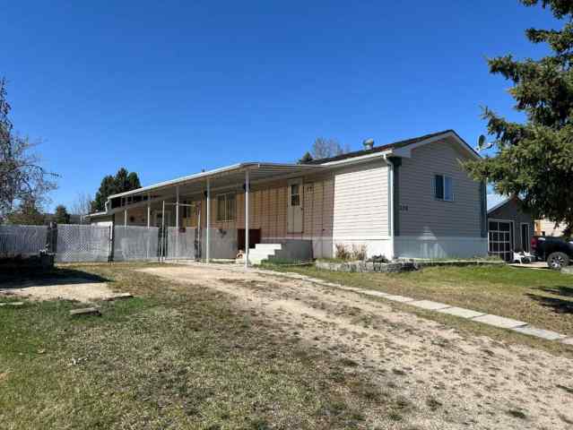 NONE real estate 806 5  A Street  in NONE Fox Creek