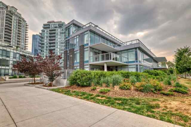 Chinatown real estate 201, 88 Waterfront Mews SW in Chinatown Calgary