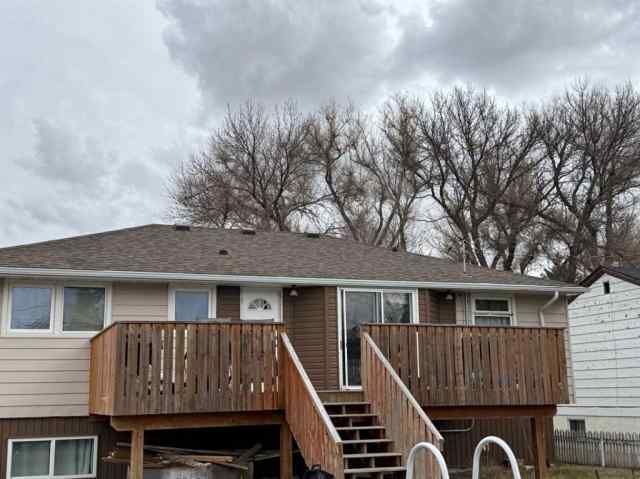 NONE real estate 5816 52 Street N in NONE Taber