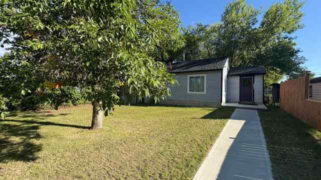Wainwright real estate 1206 6 Avenue  in Wainwright Wainwright
