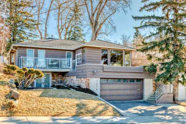 Hounsfield Heights/Briar Hill real estate 1424 23 Street NW in Hounsfield Heights/Briar Hill Calgary