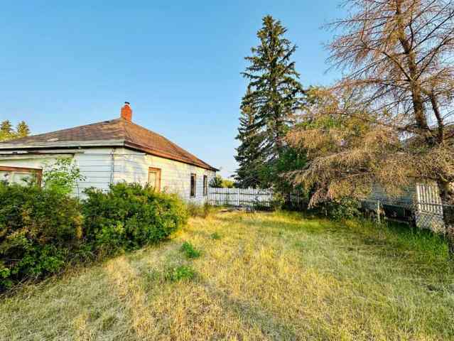 Hardisty real estate 4916 48 Street  in Hardisty Hardisty