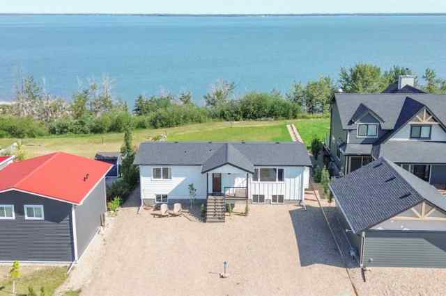 Just listed Rochon Sands Estate homes for sale new 13 Marina View Close  in Rochon Sands Estate Rural Stettler No. 6, County of