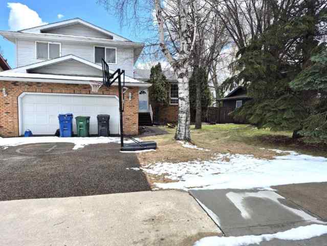 West Park real estate 65 Wiltshire Boulevard  in West Park Red Deer