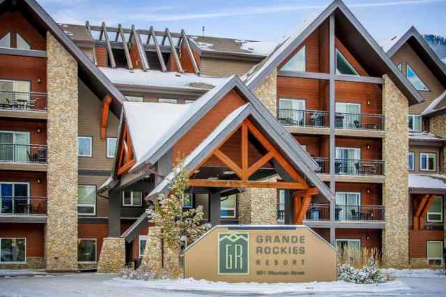 Bow Valley Trail real estate 205 Rot. E+F, 901 Mountain Street  in Bow Valley Trail Canmore