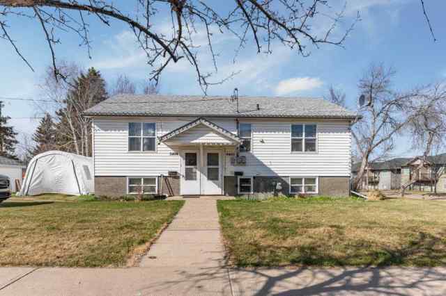 Mount Pleasant real estate 5402 47 Avenue  in Mount Pleasant Camrose