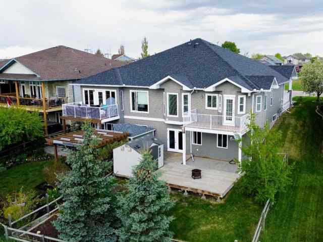 NONE real estate 33 Speargrass Boulevard  in NONE Carseland