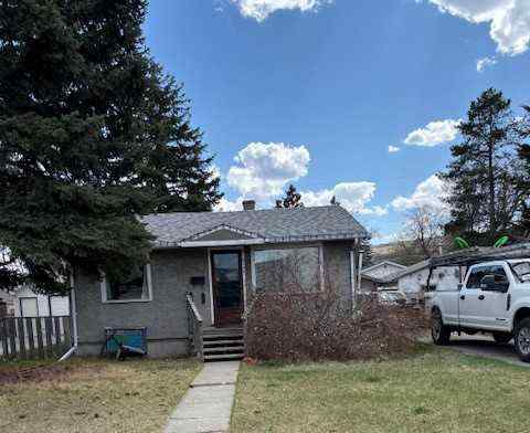 Bowness real estate 6435 34 Avenue NW in Bowness Calgary
