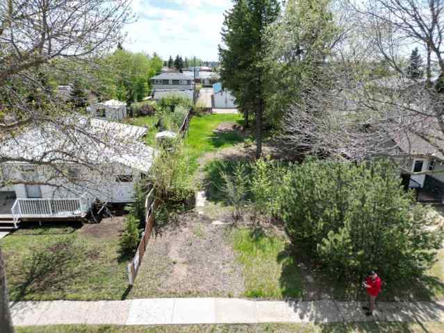 Rosedale real estate 5915 50A Avenue  in Rosedale Stettler