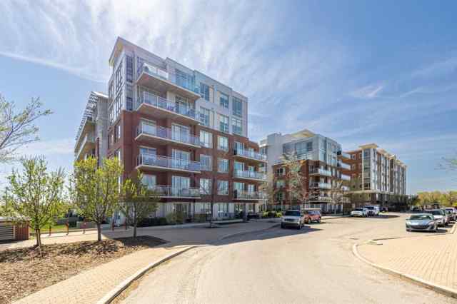 Inglewood real estate 225, 63 Inglewood Park SE in Inglewood Calgary