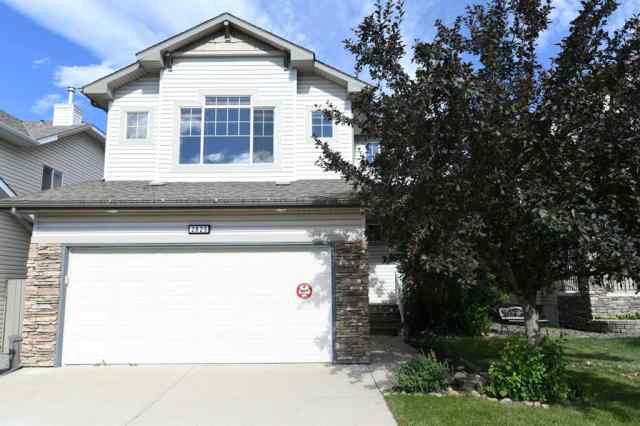 Coopers Crossing real estate 2825 Coopers Manor SW in Coopers Crossing Airdrie