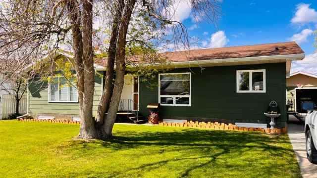 NONE real estate 130 2 Avenue W in NONE Bow Island