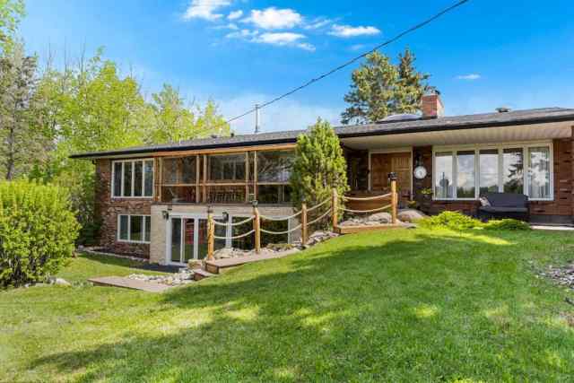 Bearspaw_Calg real estate 24157 Meadow Drive  in Bearspaw_Calg Rural Rocky View County