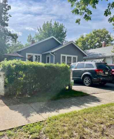 Senator Buchanan real estate 516 12 A Street N in Senator Buchanan Lethbridge