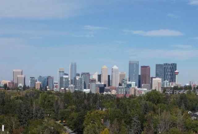 Elboya real estate 4220 Elbow Drive SW in Elboya Calgary