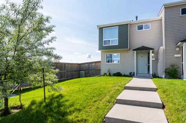 Penbrooke Meadows real estate 43, 5425 Pensacola Crescent SE in Penbrooke Meadows Calgary