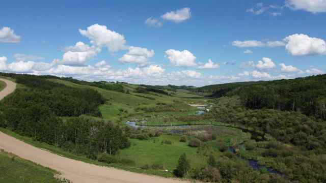 Just listed NONE homes for sale new  4-1-51-33/SE   in NONE Rural Vermilion River, County of