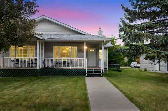 Strathmore Lakes Estates real estate 520 Lakeside Boulevard  in Strathmore Lakes Estates Strathmore