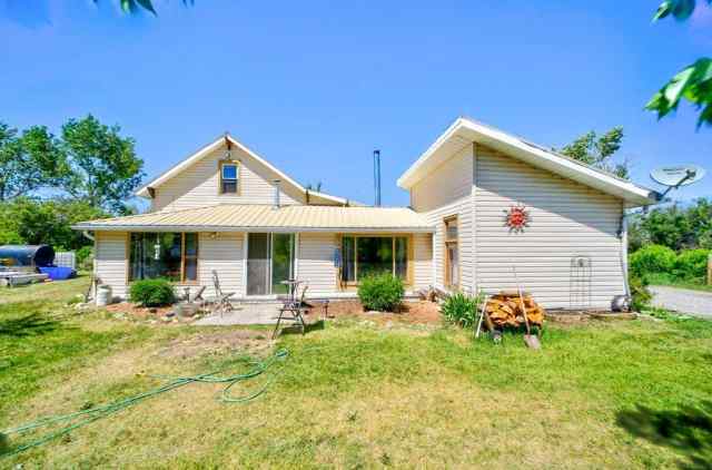NONE real estate 29320 TWP RD 7-0   in NONE Rural Pincher Creek No. 9, M.D. of
