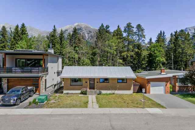 Town Centre_Canmore real estate 4 Mount Rundle Place  in Town Centre_Canmore Canmore