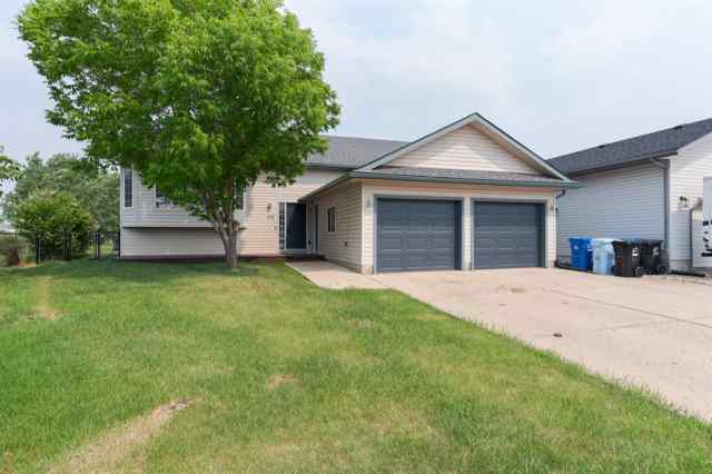 Timberlea real estate 122 Laboucane Bay  in Timberlea Fort McMurray