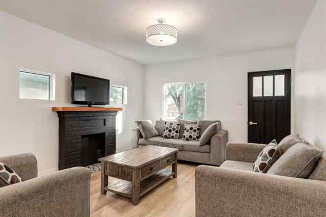 Mount Pleasant real estate 810 17 Avenue NW in Mount Pleasant Calgary