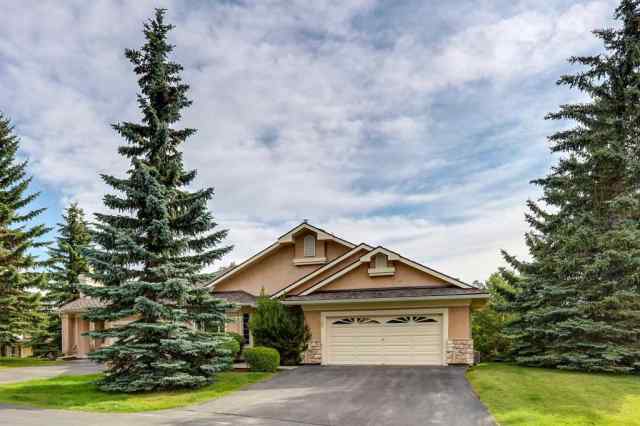Bearspaw_Calg real estate 143 Country Club Lane  in Bearspaw_Calg Rural Rocky View County