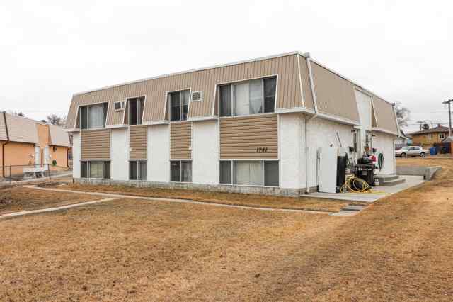 Crestwood-Norwood real estate 1741 14 Avenue SE in Crestwood-Norwood Medicine Hat