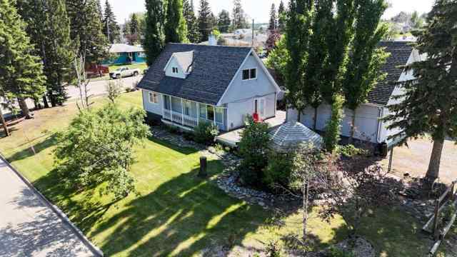 Edson real estate 4204 6 Avenue  in Edson Edson