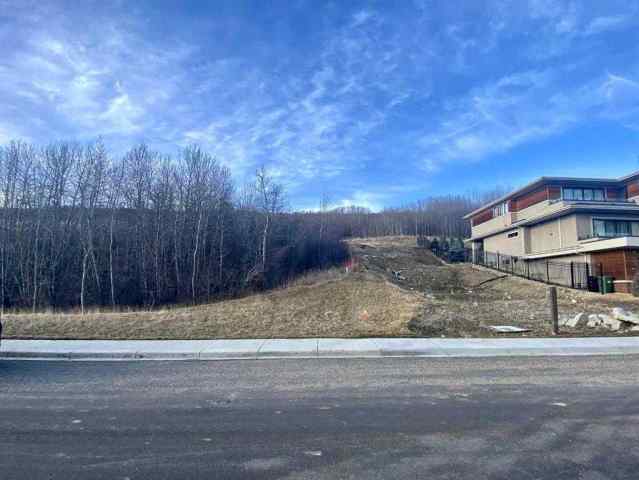 Patterson real estate 459 Patterson Boulevard SW in Patterson Calgary