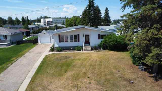 NONE real estate 14 Virginia Avenue   in NONE Whitecourt
