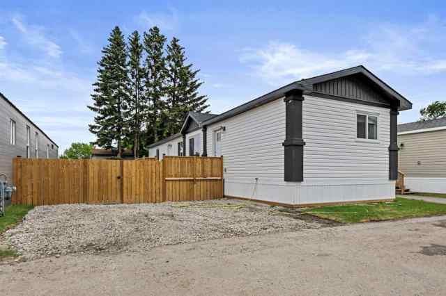 Red Carpet real estate 5, 6220 17 Avenue SE in Red Carpet Calgary