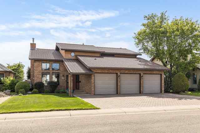 Ross Glen real estate 614 Ross Glen Drive SE in Ross Glen Medicine Hat