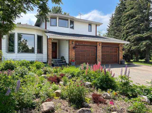 NONE real estate 4453 Silverwood Crescent   in NONE High Prairie