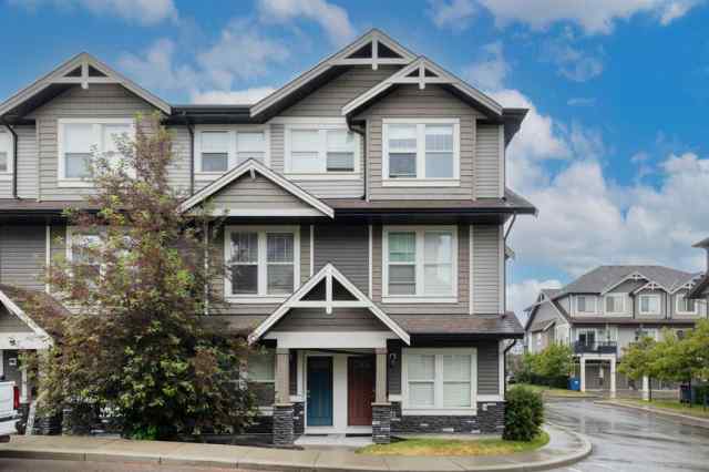 Williamstown real estate 901, 280 Williamstown Close NW in Williamstown Airdrie