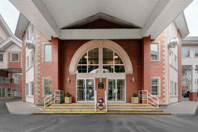 Tuscany real estate 372, 223 Tuscany Springs Boulevard NW in Tuscany Calgary