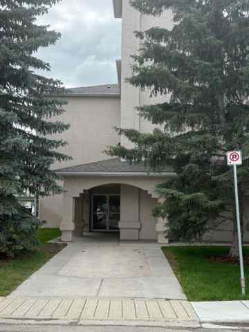 Heritage Okotoks real estate 205, 7 Lineham Avenue  in Heritage Okotoks Okotoks
