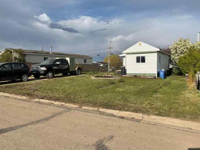 NONE real estate 9515 99 Street  in NONE Wembley