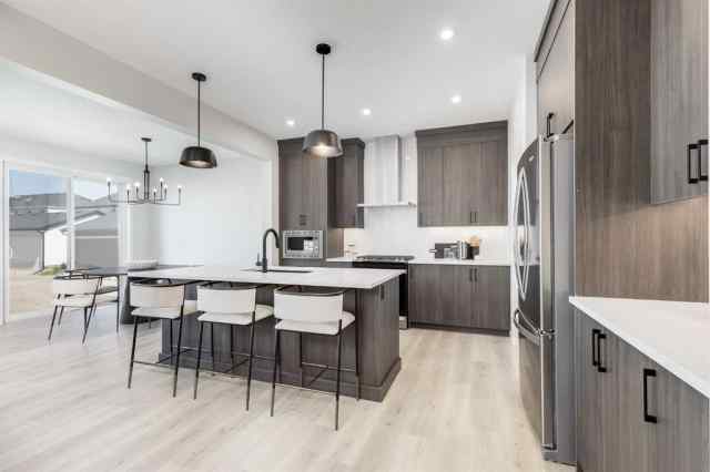 Sawgrass Park real estate 4055 Sawgrass Street NW in Sawgrass Park Airdrie