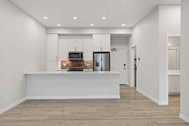 Douglasdale/Glen real estate 423, 255 Les Jardins Park SE in Douglasdale/Glen Calgary