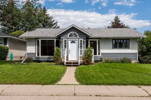 Acadia real estate 32 Atlanta Crescent SE in Acadia Calgary