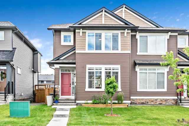Wedderburn real estate 90 Wolf Gate  in Wedderburn Okotoks