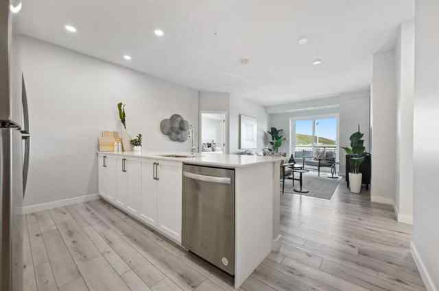 Douglasdale/Glen real estate 310, 255 Les Jardins Park SE in Douglasdale/Glen Calgary